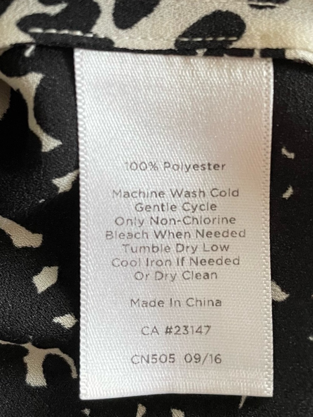 Talbots Black & White Tie-Hem Button Front Blouse NWOT, XP /XLP - Picture 8 of 9